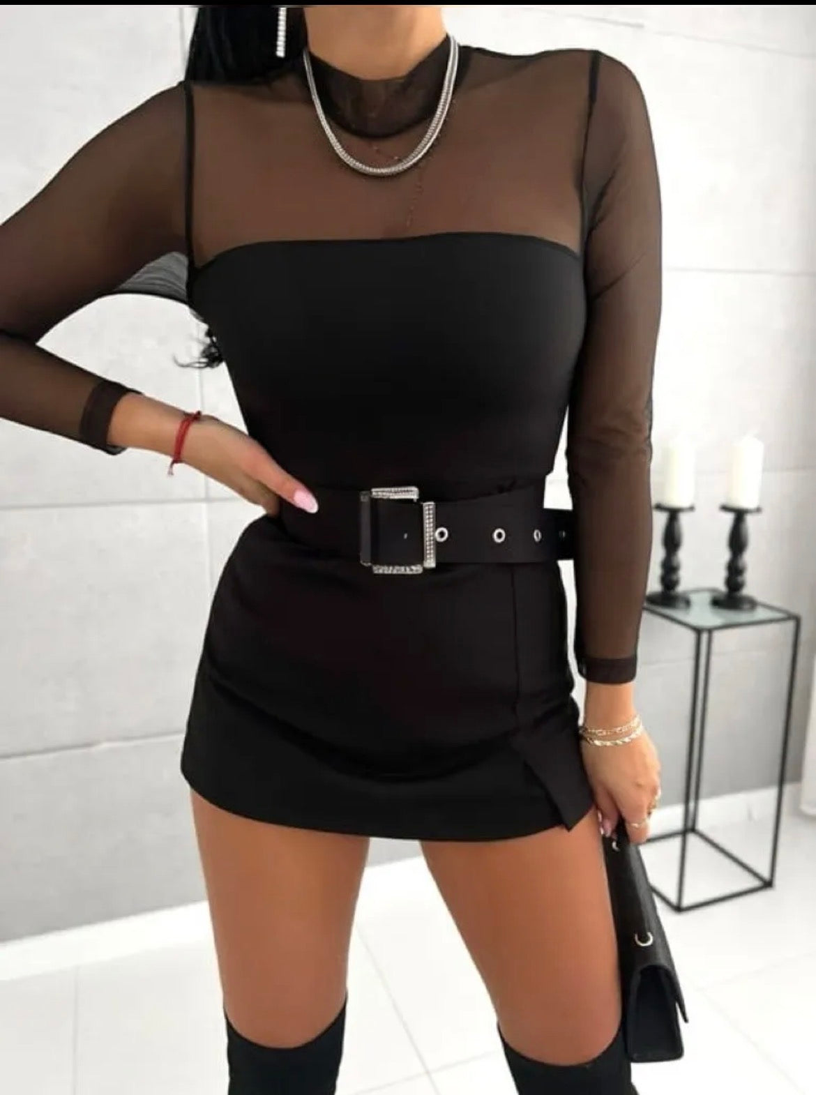 TUTINA CORTA CON MANICHE VELATE