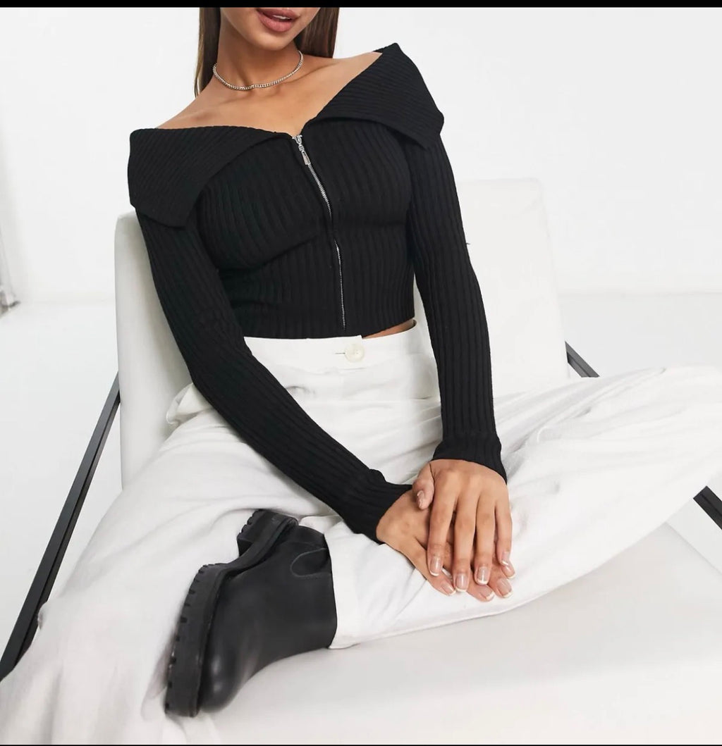 TOP IN MAGLIA CON ZIP